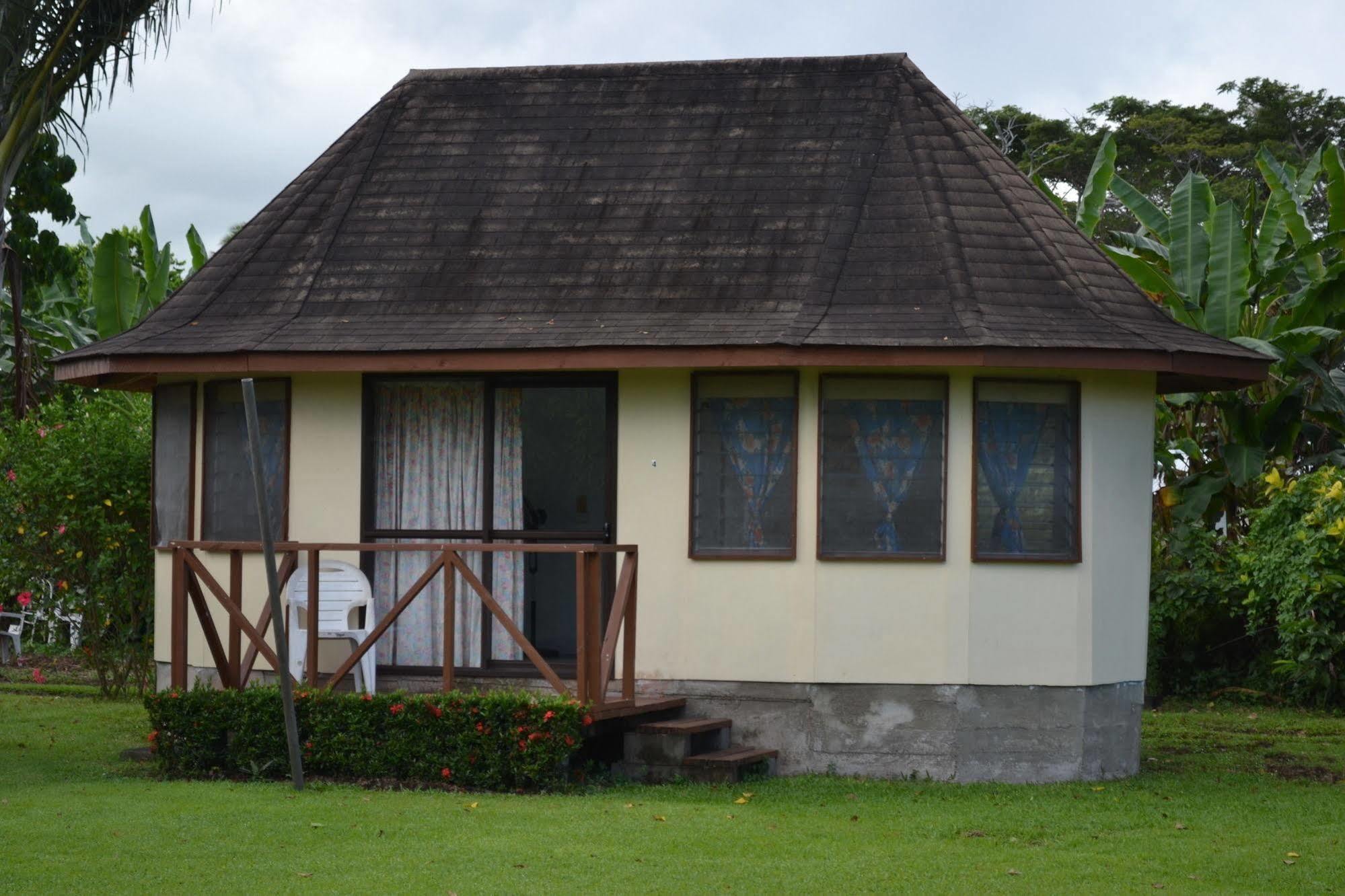 The Savaiian Hotel Salelologa Bagian luar foto