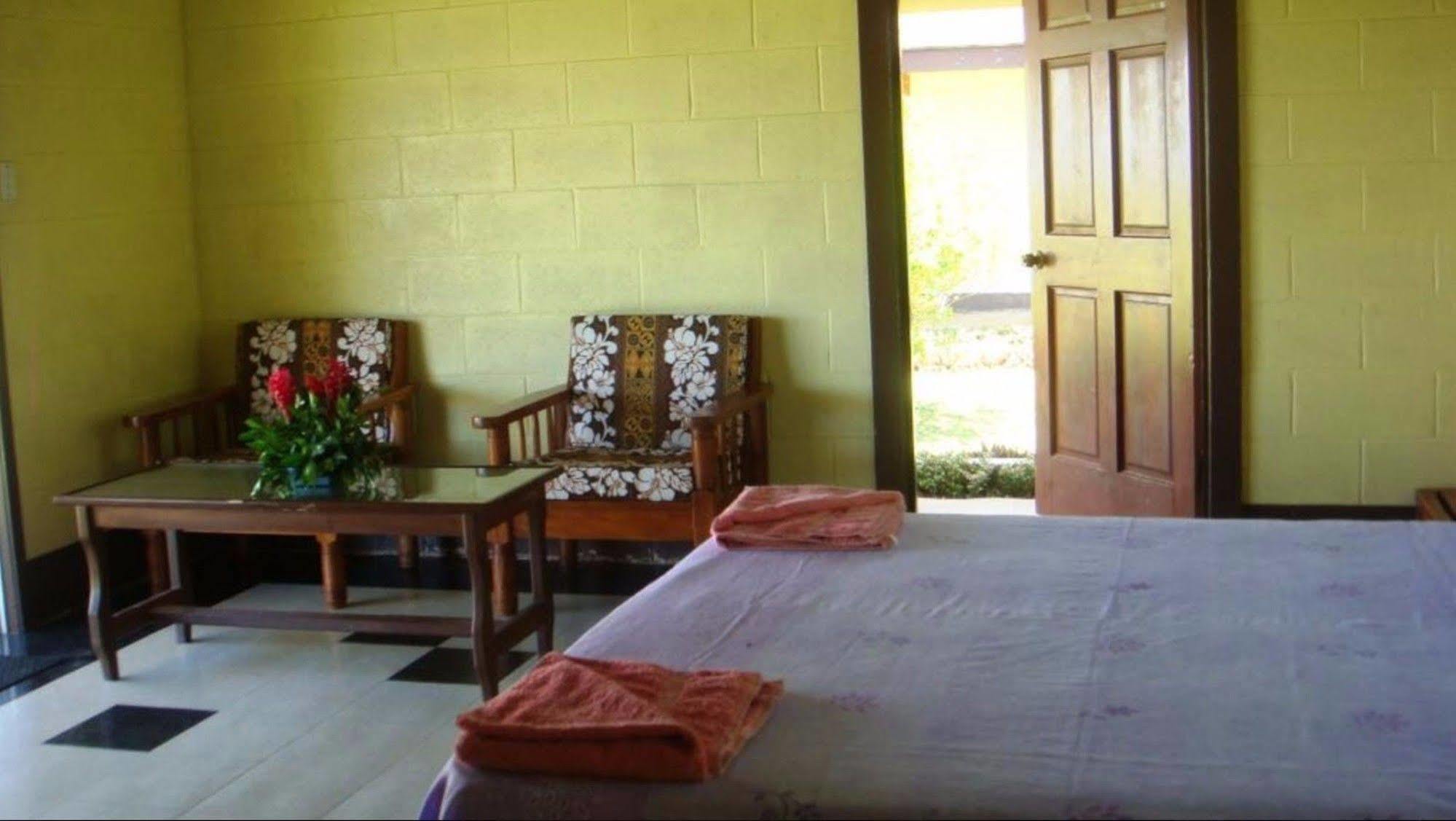 The Savaiian Hotel Salelologa Bagian luar foto